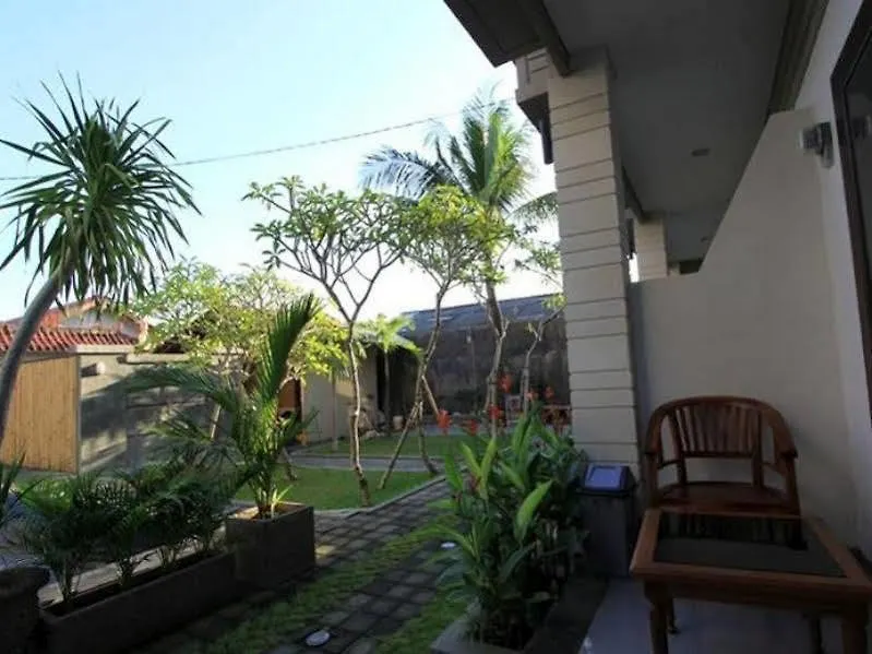 De Dukuh Guest House Kuta Lombok 2*,